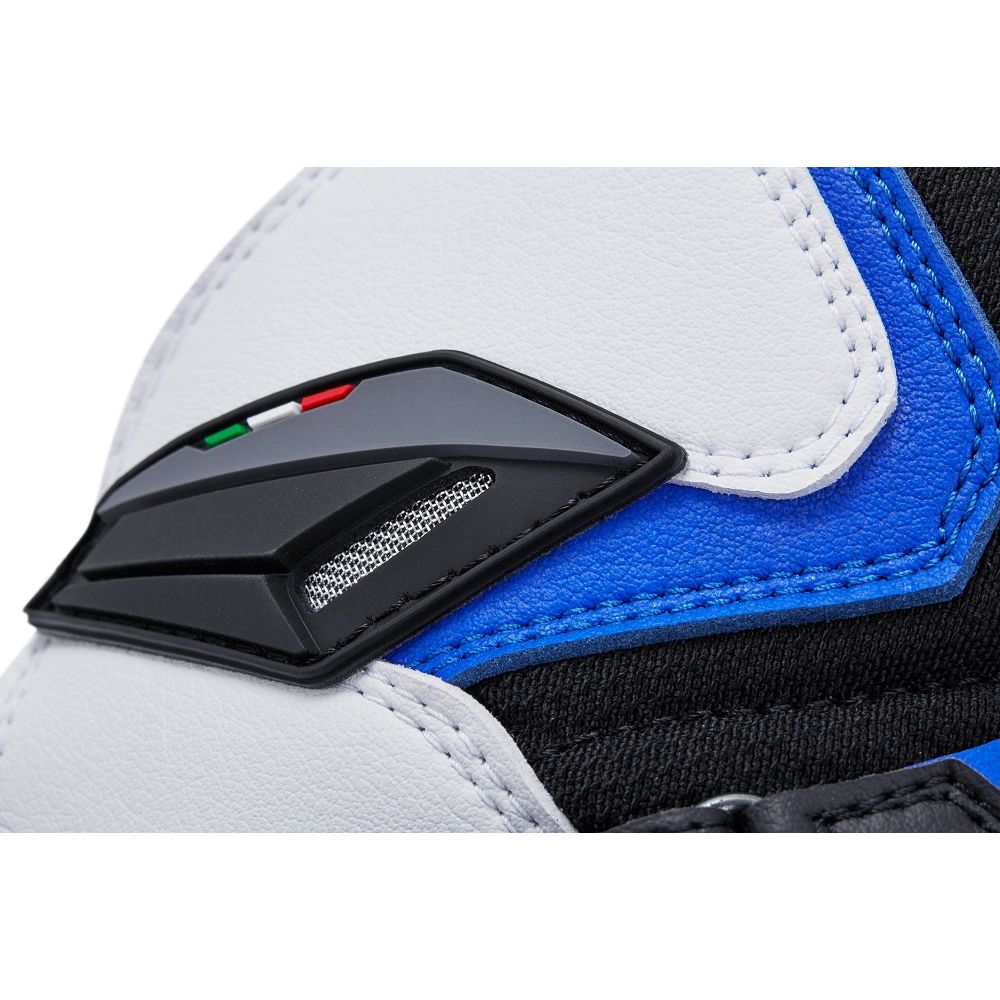 Nike cheap moto 7