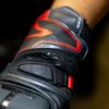 LUVA-MACNA-THANDOR-PRETO-VERMELHO--5-.jpg