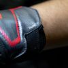 LUVA-MACNA-THANDOR-PRETO-VERMELHO--6-.jpg