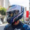 CAPACETE-MT-HELMETS---ATOM---BRANCO-AZUL--3-.jpg CAPACETE-MT-HELMETS---ATOM---BRANCO-AZUL--3-.jpg